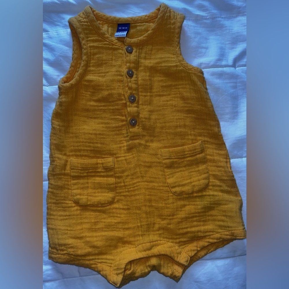 Baby Boy Romper Lot Of 3 Size 12-18 Months Tea Collection, Primary, Old Navy EUC - Picture 4 of 7